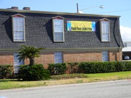 the carriage house apartments