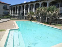 antigua apartment pool area