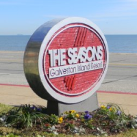 the seasons apartment and resort